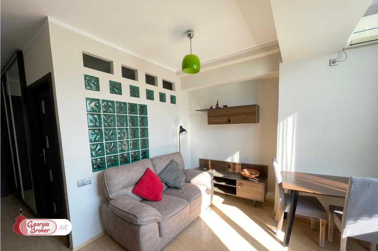 იყიდება ახალი გარემონტებული 3 ოთახიანი ბინა